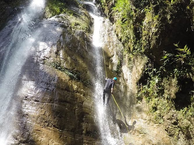 Canyoning